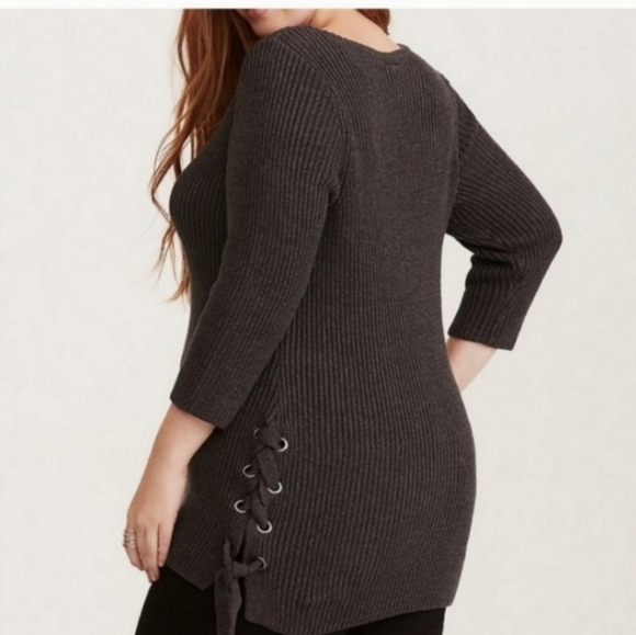 🍁🍂Torrid lace up sweater size 2 - Picture 3 of 6